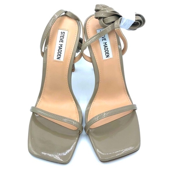NEW Steve Madden Uplift Lace Up Square Toe Patent Heeled Sandals Size 7.5 - Picture 4 of 7